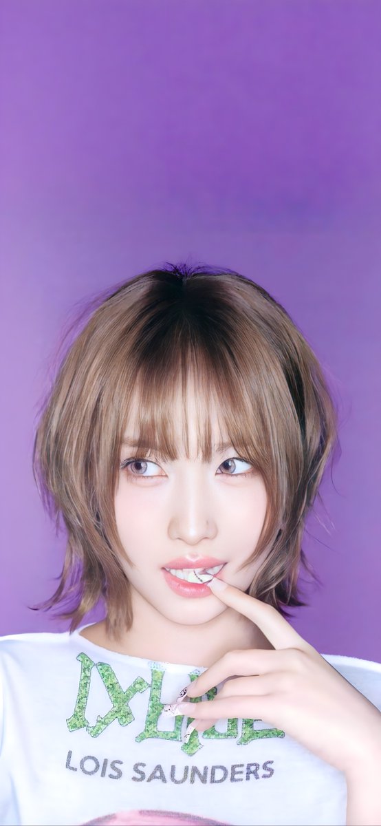 Digipack version -- Momo. Part 2 FULL SCREEN WALLPAPERS. Go to my