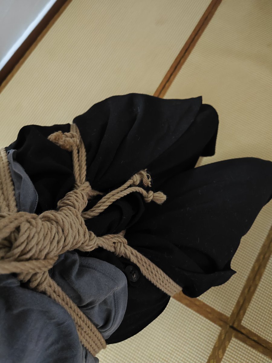 寂寞就如自己一个玩绳子