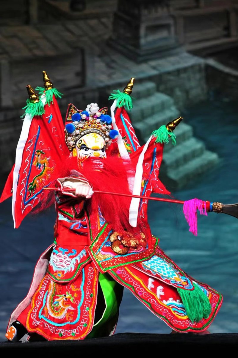 iQuanzhou's tweet image. Palm-sized wonders! Glove puppetry transforms wood into living art through finger mastery. #TraditionalArts #QuanzhouICH