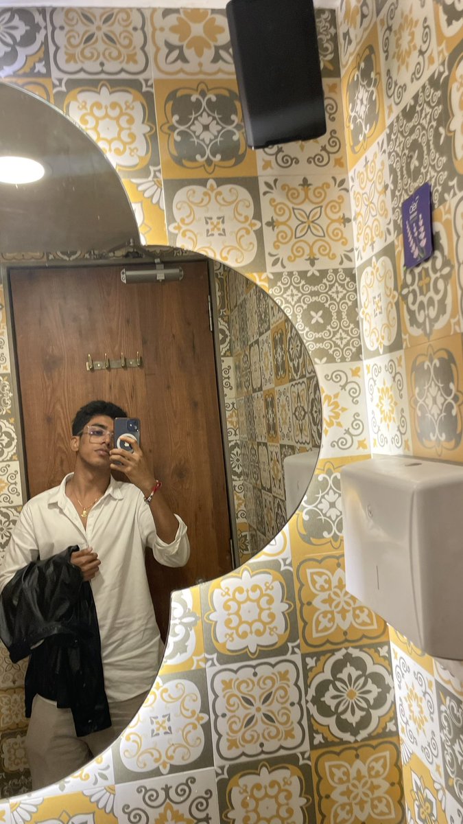 glowdown hote jaraha
