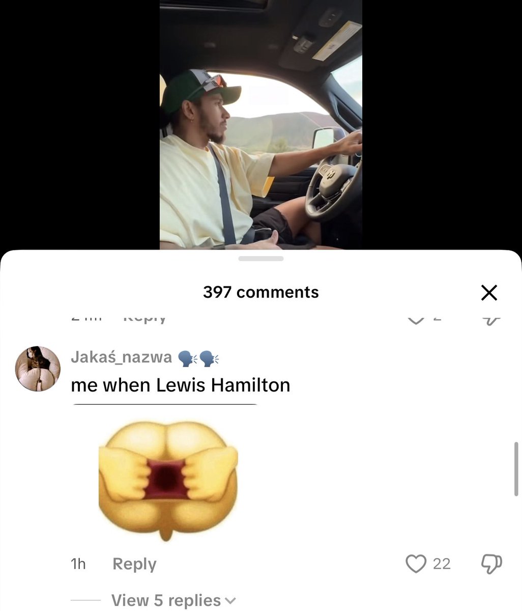 eysansluvr's tweet photo. people on tiktok are wild https://t.co/YD8LJQ7gGb