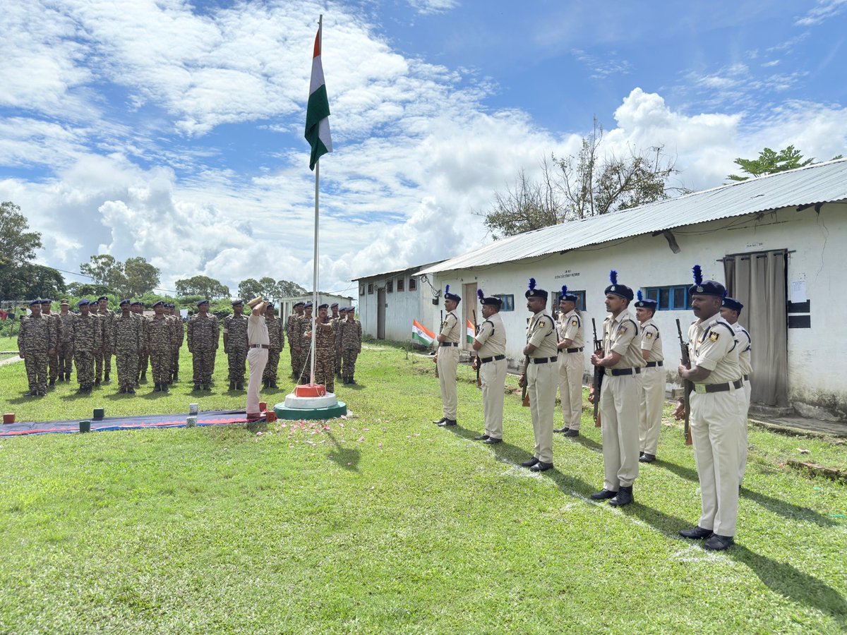157BNCRPF's tweet photo. 157 Bn, CRPF proudly celebrated the 79th Independence Day with unity &amp; reaffirming our commitment to the nation’s security &amp; integrity. 🇮🇳
#CRPF  #IndependenceDay #crpfindia  #IndependenceDay2025 https://t.co/A0mm0whk29