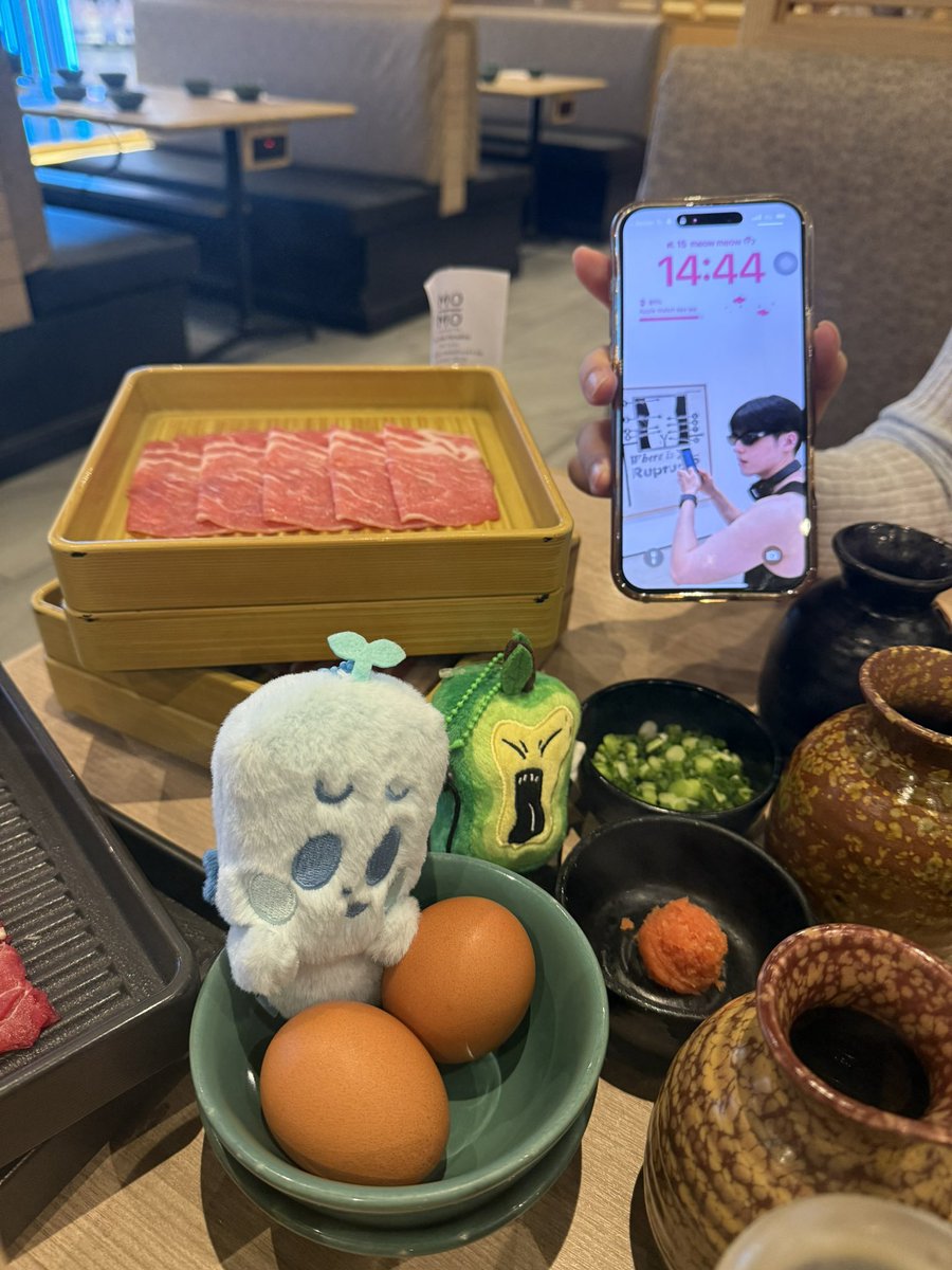 งั่มๆๆๆ congrats บัณฑิตคร้าฟฟฟ