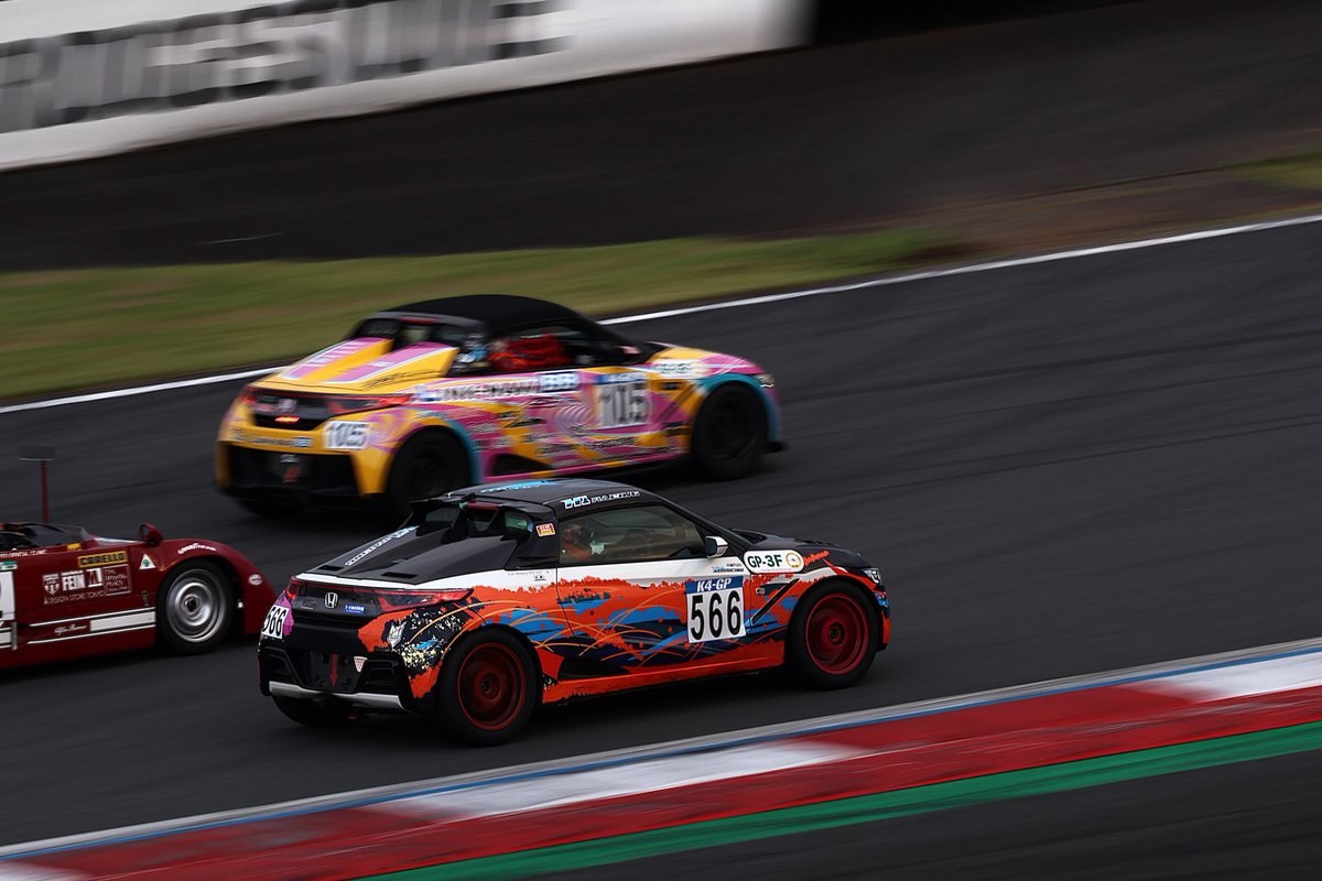 H1cup (@_h1cup) on Twitter photo 25/8/13.14
#富士スピードウェイ
#K4GP10時間耐久レース
#H1racing
GP-3Fクラス 3位!
チーム全員で勝ち取った表彰台です!
ドライバー、サポートスタッフ、ケータリング班、協力ショップ様、応援の皆様ほんとに感謝です! 25/8/13.14
#富士スピードウェイ
#K4GP10時間耐久レース
#H1racing
GP-3Fクラス 3位!
チーム全員で勝ち取った表彰台です!
ドライバー、サポートスタッフ、ケータリング班、協力ショップ様、応援の皆様ほんとに感謝です!