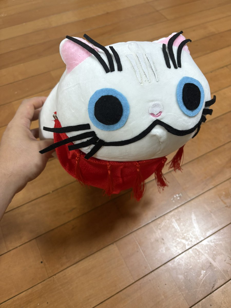 元々予定しとらんかったけど、コミケに参加する方向になったので、出禁のモグラ併せで猫附教授やりますわよ（モグラと一緒に居ます）🐈
準備時間無さ過ぎて、1時間クオリティのイケブクロさんならぬミニブクロさんを背負って〜