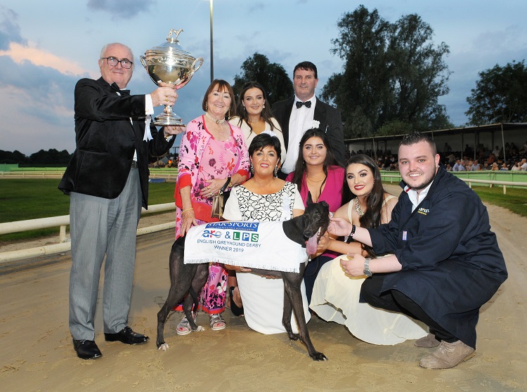 Ever wondered what it’s like to train both greyhounds and horses? 🏇🐕 Join <a href="/DaniVJackson/">Dani Jackson</a> and <a href="/Conneely123/">Joe Conneely</a> as they chat with Paul Hennessy, a true legend from the Emerald Isle! With stories that’ll make you laugh and insights that’ll inspire, this episode is a must-listen!