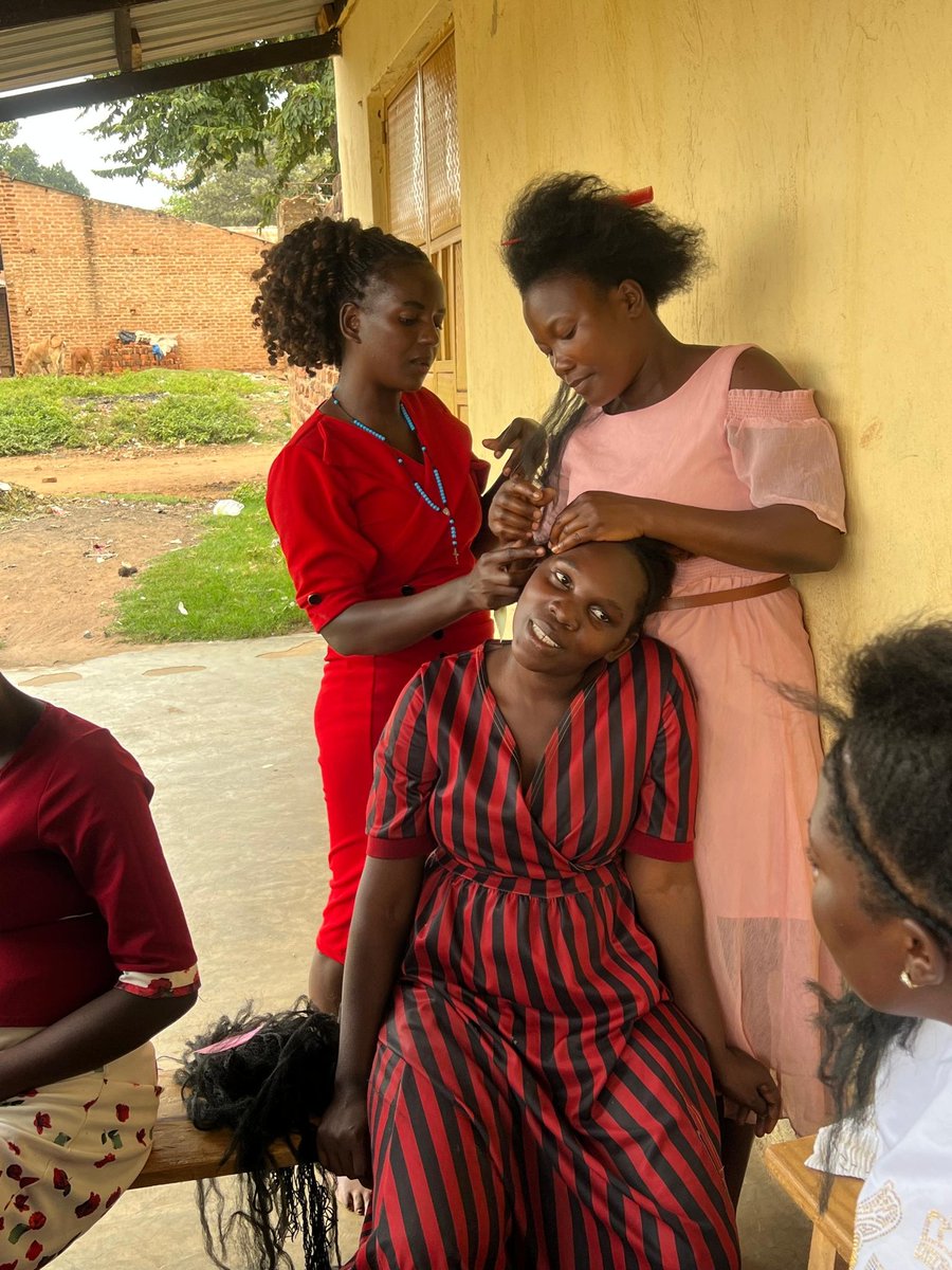 WorksJoyful's tweet photo. 💇‍♀️ Empowering women through hairdressing! At Rise Up Together, each braid &amp; style builds confidence, income &amp; independence. #WomenEmpowerment #SkillsForLife #BeautyWithPurpose https://t.co/PJ9bF68urM