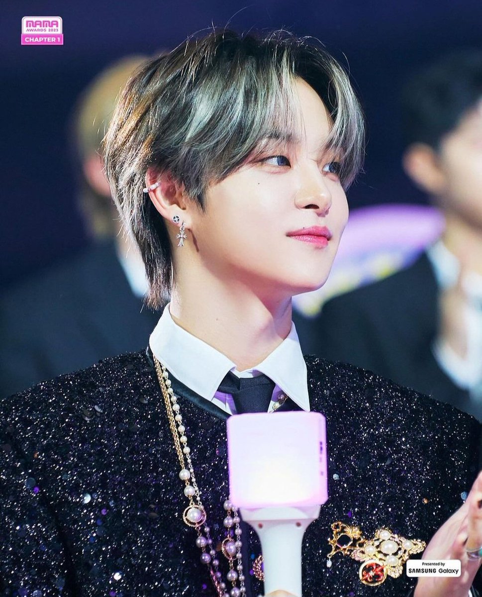 ジフンのメッシュ絶対みんな好きだよね それにしても子犬感強くなって