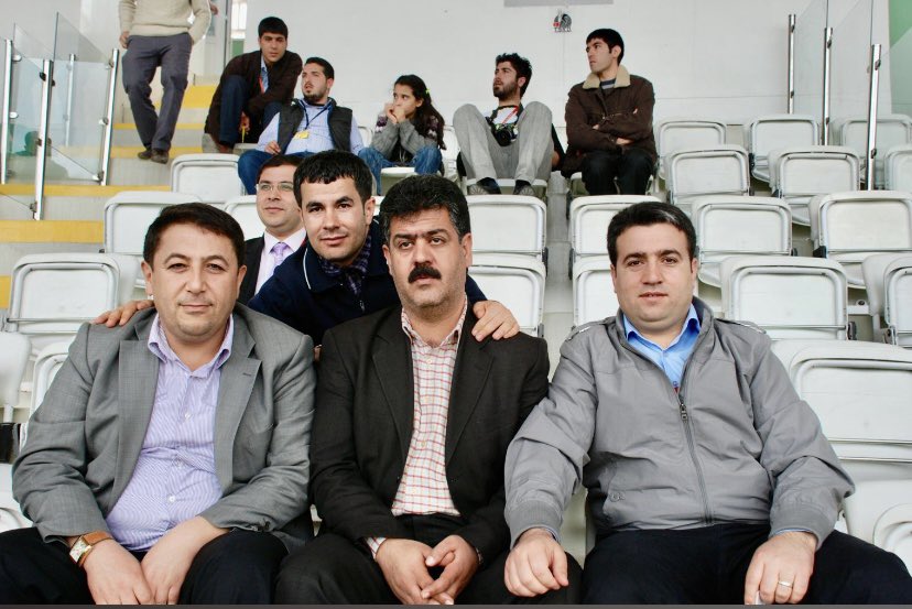 farukbayuknet's tweet photo. Biraz nostalji…Gtv ekibi 
 @alikilicgtv @EdipBaylan https://t.co/zI5m0N0Ykz
