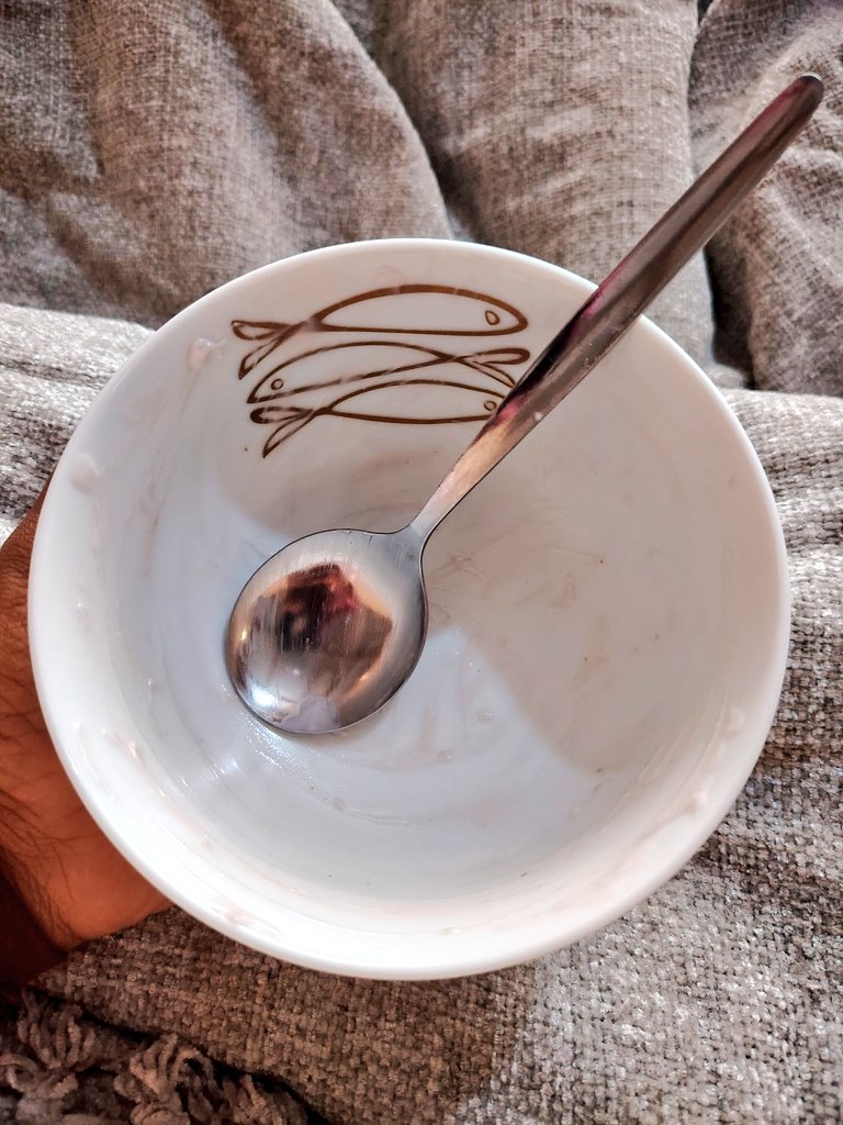 MayWeatherBabe's tweet photo. Breakfast in bed yadi moses, kere ke swariše swariše go seng mohola 😋 #BreakfastChronicles #LeratolaDijo https://t.co/owMKStd03j