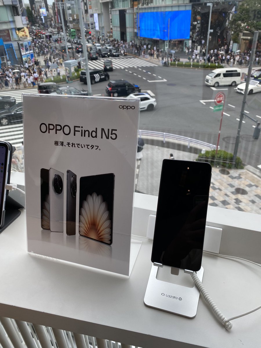 #OPPONewMe 日本で初めてOPPOのイベントに参加して、本当に嬉しくてドキドキしました
スタッフの皆さんがOPPOのいろんなAI機能をとても丁寧に紹介してくれて、まだ日本で発売されていないN5も見られました✨
早く日本でも発売されて、日本の皆さんにもOPPO最新の折りたたみスマホを体験してほしいです