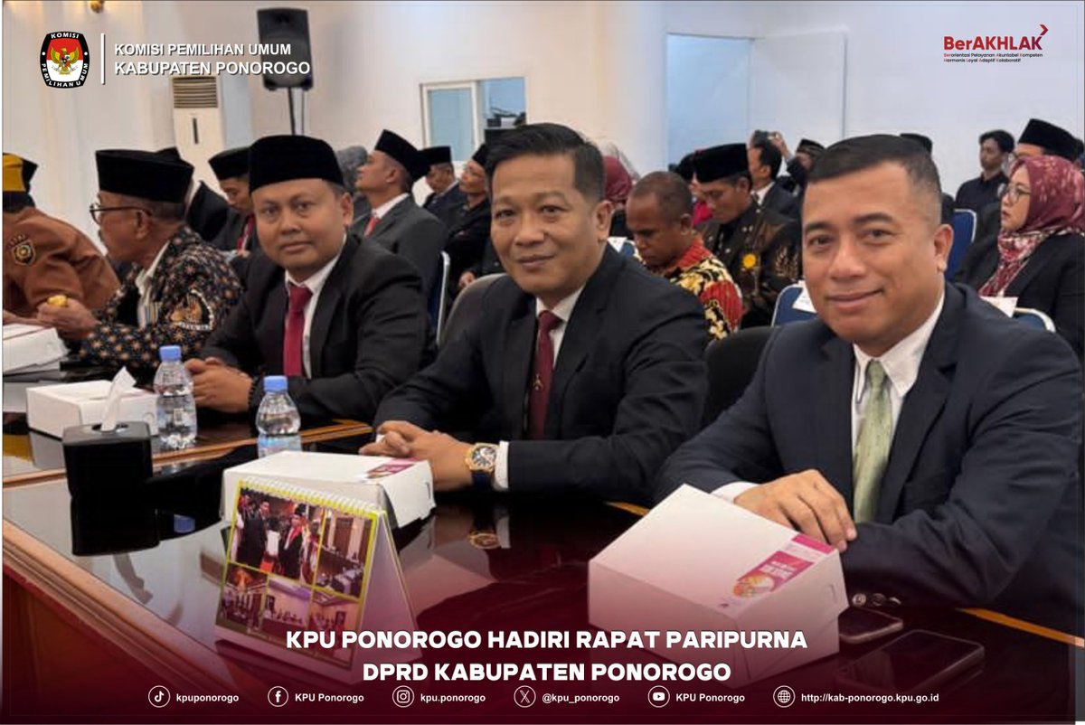 PONOROGO  Dewan Perwakilan Rakyat Daerah (DPRD) Kabupaten Ponorogo menggelar Rapat Paripurna dalam rangka mendengarkan Pidato Kenegaraan Presiden Republik Indonesia pada Sidang Tahunan MPR RI serta Sidang Bersama DPR RI dan DPD RI Tahun 2025, di Gedung DPRD Kabupaten Ponorogo.