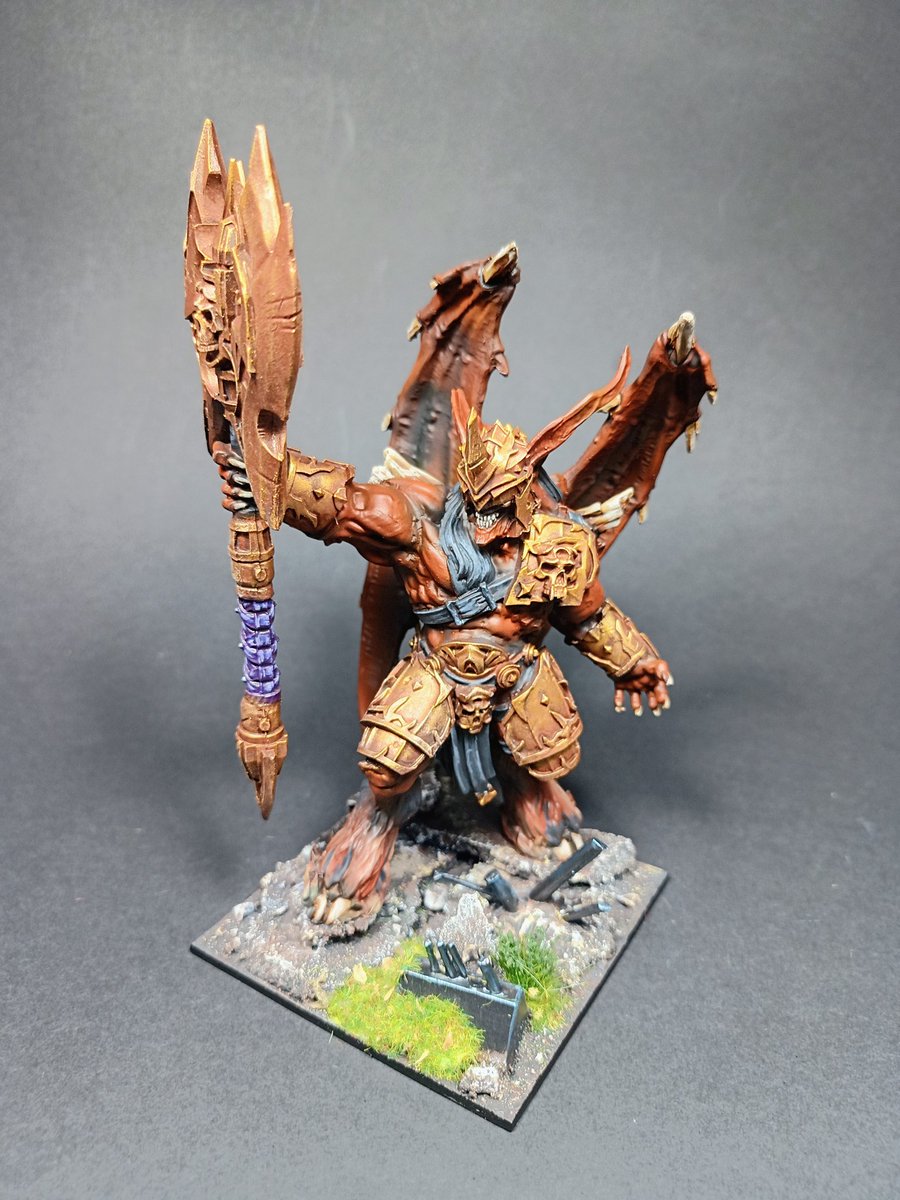 blogg_darhun's tweet photo. Una miniatura muy agradable para pintar y trabajar con ella, mi felicitación a @manticgames por esta magnífica figura.
#kingsofwar #paintingminiatures #vallejopaints #akinteractive #fantasy https://t.co/oZrGxssTQT