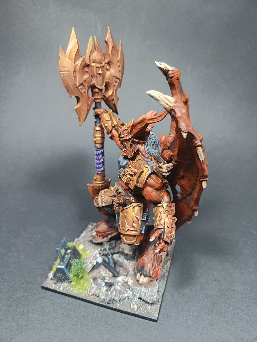 blogg_darhun's tweet photo. Una miniatura muy agradable para pintar y trabajar con ella, mi felicitación a @manticgames por esta magnífica figura.
#kingsofwar #paintingminiatures #vallejopaints #akinteractive #fantasy https://t.co/oZrGxssTQT