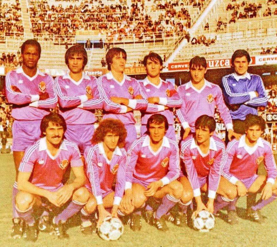#RealValladolid 1980/81.

Gilberto, Jacquet, Santos, Borja, Jorge, Fenoy.
Moré, Pepín, Sánchez Valles, Aragón, Duque.
