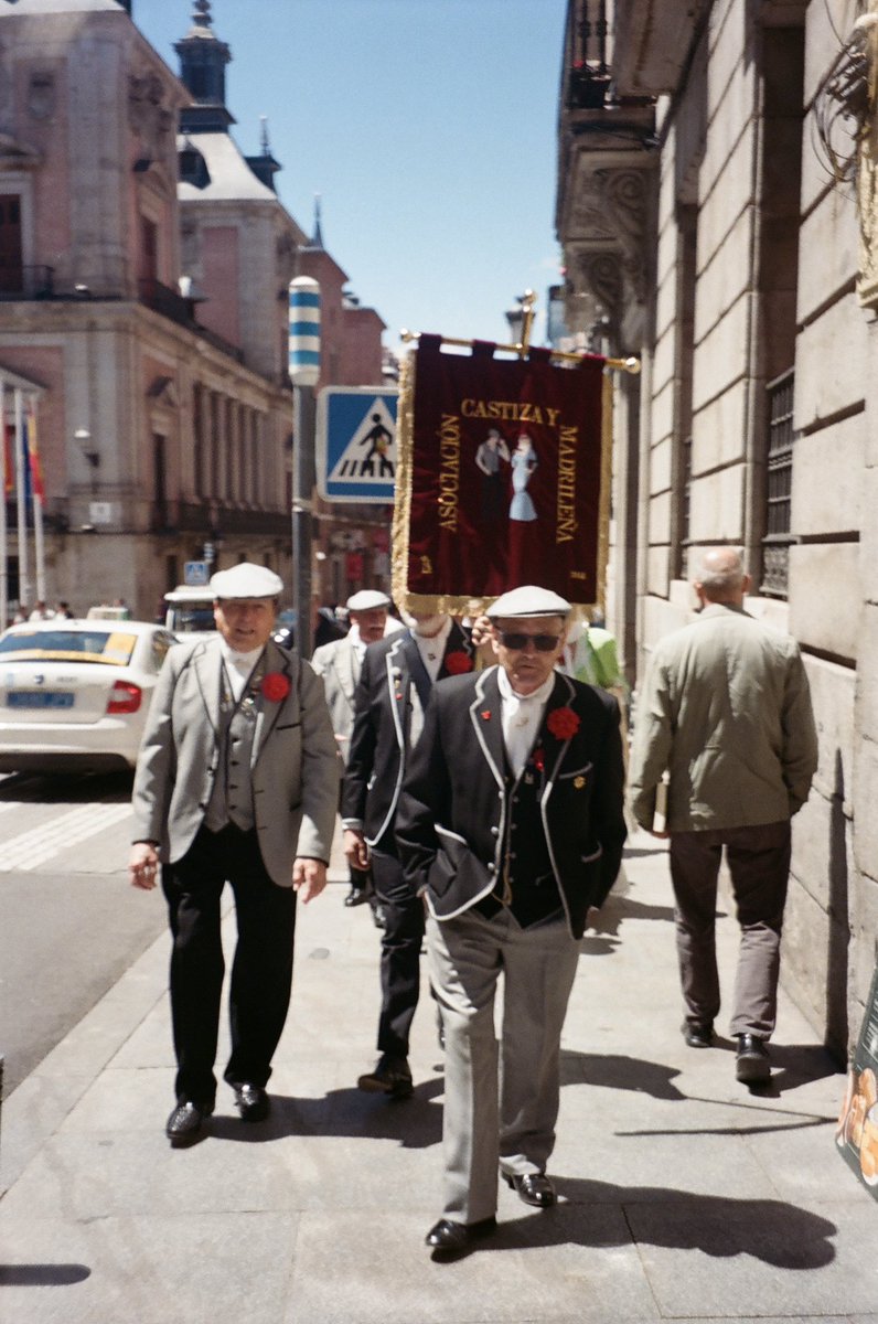 Castizos y madrileños. ¡Felices Fiestas de la Paloma! 📸