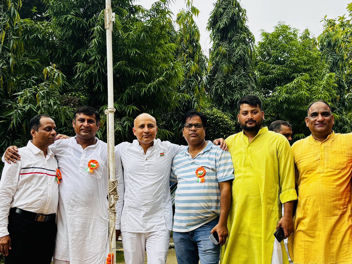 ASkypers35639's tweet photo. Independence Day celebrations and first GBM of newly elected AoA #IndependenceDay #rajnagarextension https://t.co/fbUwOxYEWt