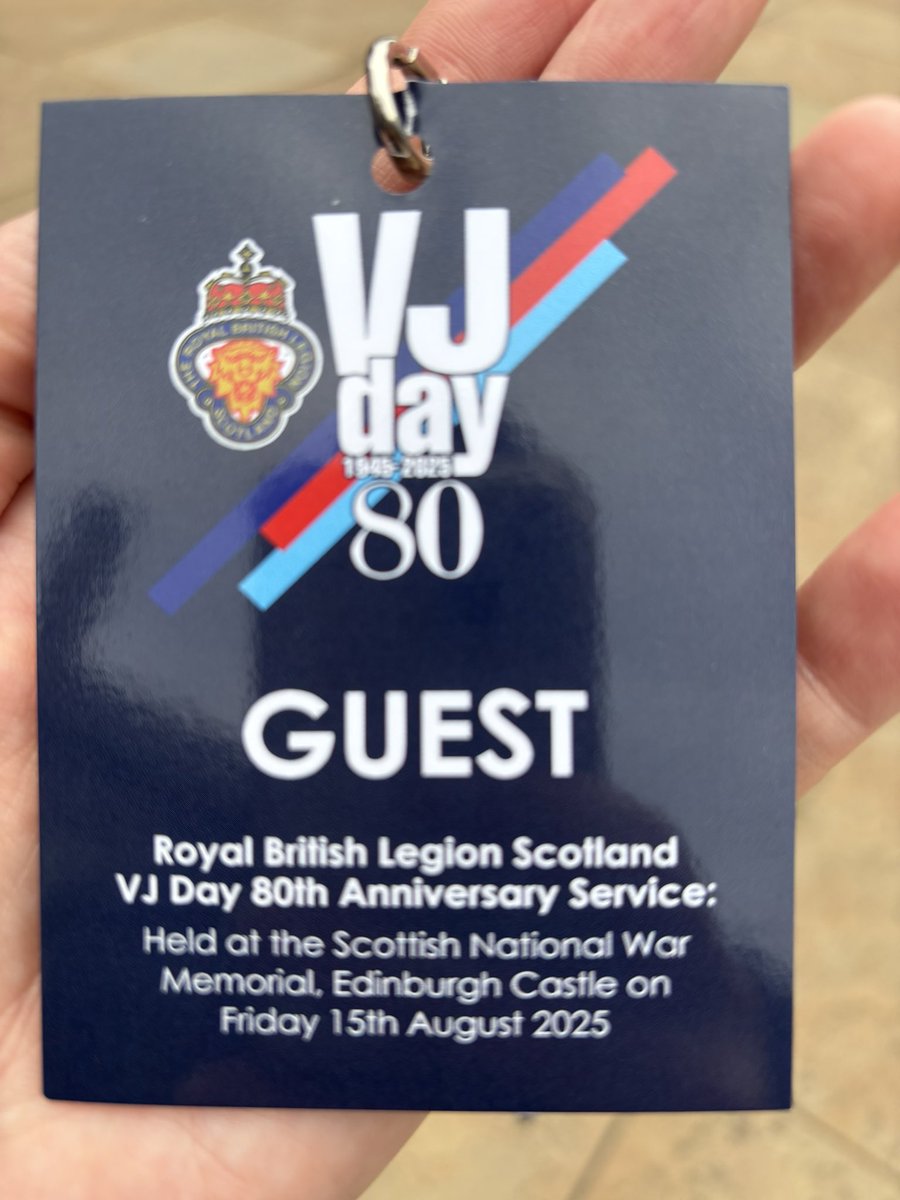 ScottMHarrison1's tweet photo. Very honoured to be singing with Edinburgh Voices at Edinburgh Castle in honour of our veterans. @edinburghcastle https://t.co/71B3xSPaiy