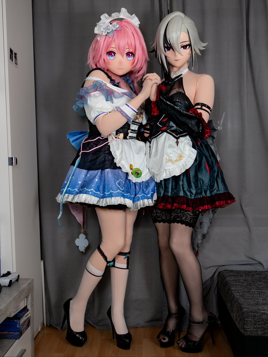 Two maids are better than one right Trailblazer? 🩷
Altough... I'm not sure which of us will be kind and who will be cruel~ 🤭

With <a href="/AzuKigu/">Azu</a> 

#kigurumi #三月七 #着ぐるみ #kigu #HonkaiStarRail #GenshinImpact #Arlecchino #March7th