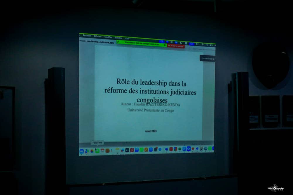 En date du 14 Août 2025 à Kinshasa,  l'Honorable KAZITERIKO KENDA Faustin, a défendu son mémoire professionnel en master 2 à l'Université Protestante du Congo ( UPC) en sigle, dans l'école de leadership sous la thématique : Rôle du leadership dans la réforme des institutions