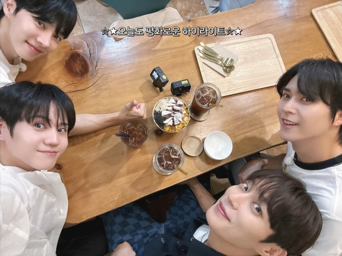 라스트본 tweet media