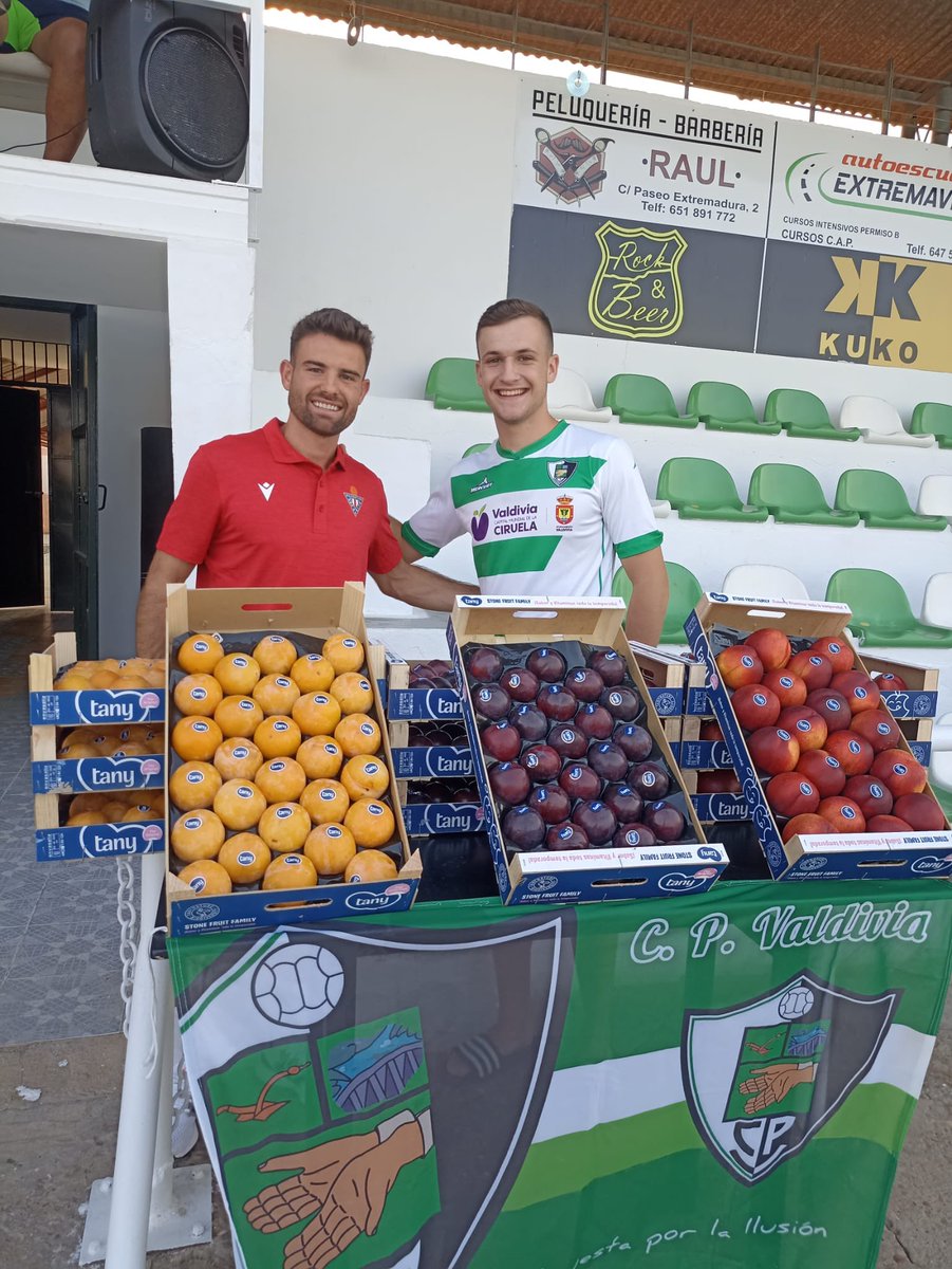 🫂 Queremos agradecer al <a href="/_cpvaldivia/">Club Polideportivo Valdivia</a> por el excelente trato que hemos recibido durante la tarde de ayer en el Primero de Mayo.

También agradecer a <a href="/TanyNatureSA/">Tany Nature SA</a> por cuidar de nuestra plantilla con su variedad de fruta y apoyar el fútbol extremeño.

¡Muchas gracias! 👏🏻