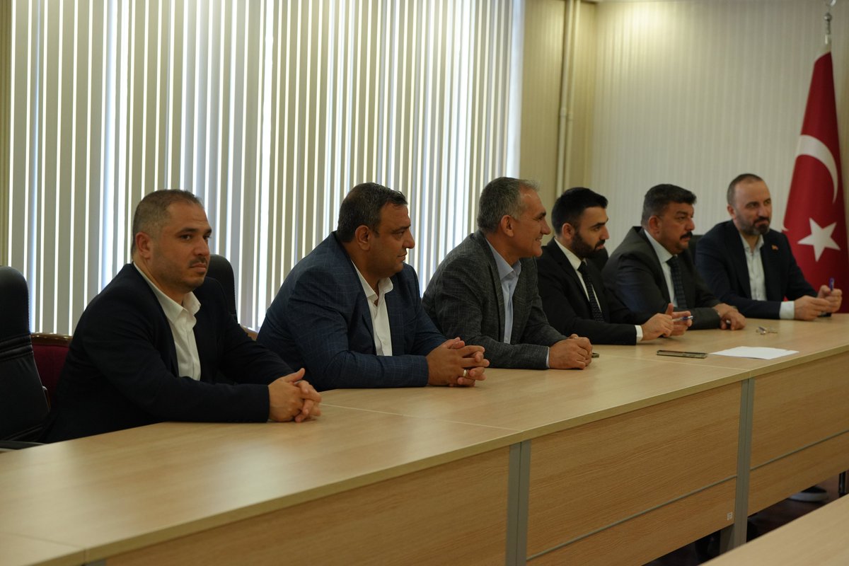 HARRAN ÜNİVERSİTESİ TOPLU İŞ SÖZLEŞMESİ İMZALANDI

Harran Üniversitesi’nde görev yapan emekçilerimizi kapsayan yeni dönem toplu iş sözleşmesi, işveren sendikası Türk Ağır Sanayii ve Hizmet Sektörü Kamu İşverenleri Sendikası (TÜHİS) ile Sendikamız Öz Sağlık-İş arasında imzalandı.