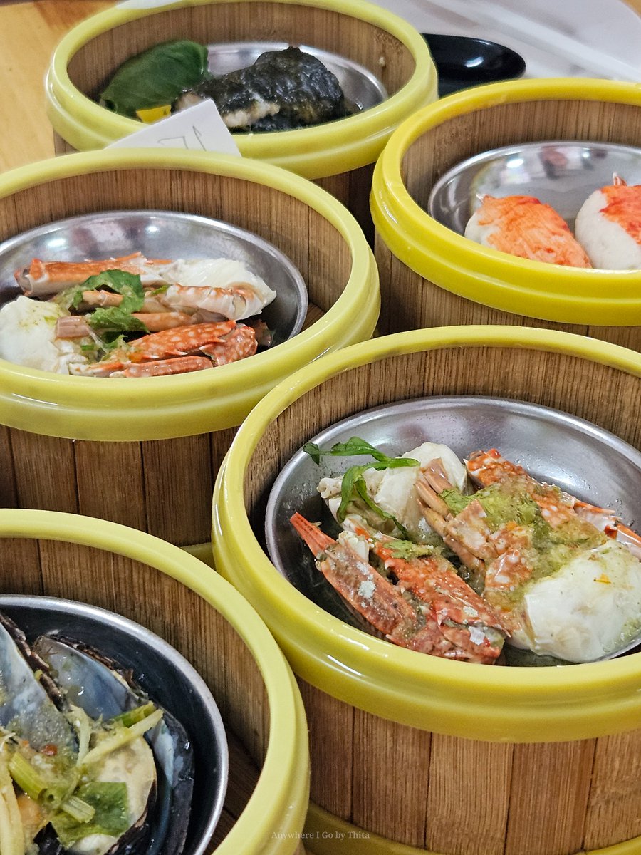 AnywhereIGo2's tweet photo. ร้านอาหาร
1.ติ่มซำเสรีแต่เตี๊ยม (มิชลิน) (ในเมือง)
2.ขนมจีนเส้นสดเมืองคอน หน้าเรือนจำ (ในเมือง)
3.ร้านอาหาร ราตรี กม.100 (เขาสก)
4.ร้านยกเข่ง (มิชลิน) (ในเมือง)
5.ร้านสวนอาหารบ้านลุงมูล บางใบไม้ (ในเมือง)
6.Hoppy Folks House Bar (ในเมือง)
7.เกี๊ยวปลา (มิชลิน) (ในเมือง) (3/4) https://t.co/evUSuM7r94