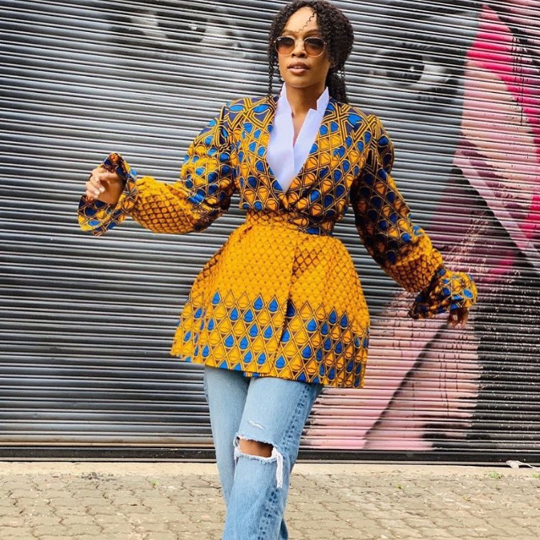 SheSpelOfficial's tweet photo. Own the moment without saying a word. A bold Ankara blazer + ripped denim = power, confidence, and effortless edge. 🔥✨ #AnkaraFashion #PowerStyle #FearlessFashion #StyleWithEdge #MagneticLook https://t.co/mIzmPUyagr