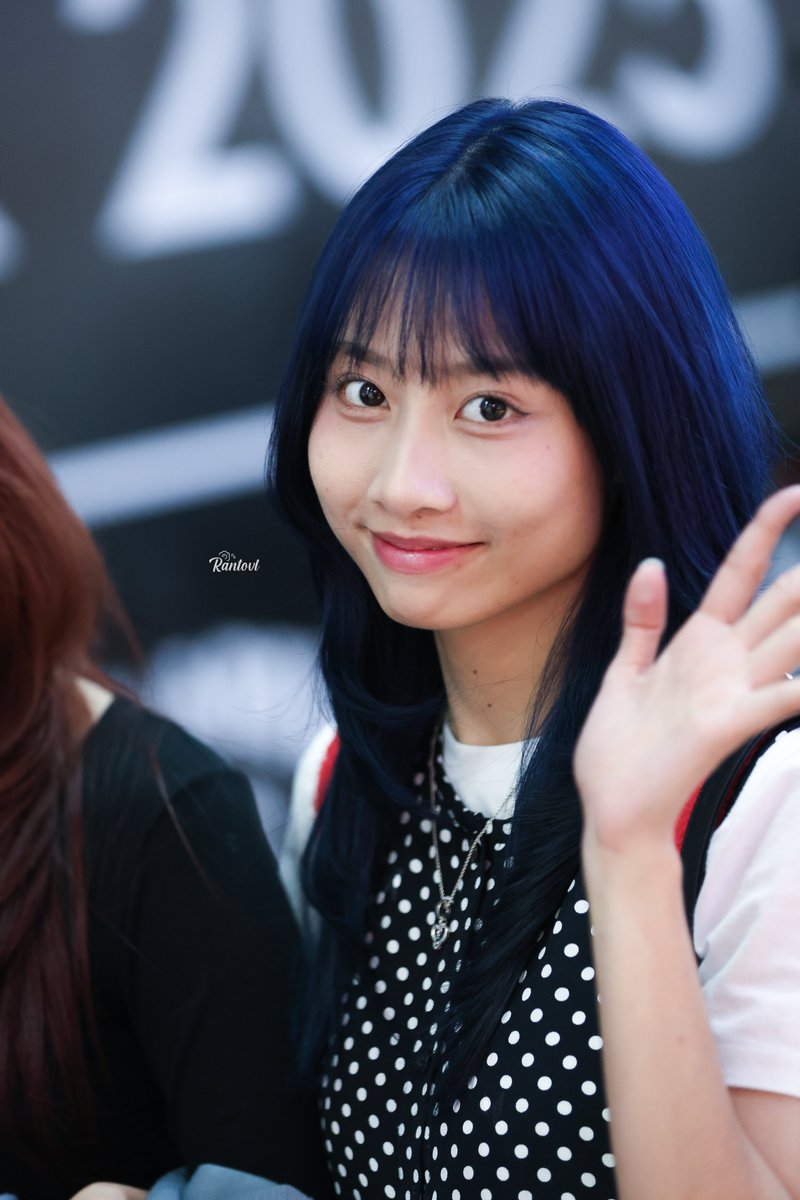 Rantovl's tweet image. OMOOO BIYU BIYU BIYUUU 💙💙💙

Muthe @A_MutheJKT48 💕 #KUL