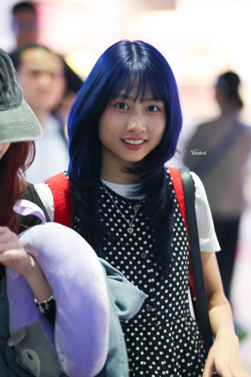 Rantovl's tweet image. OMOOO BIYU BIYU BIYUUU 💙💙💙

Muthe @A_MutheJKT48 💕 #KUL