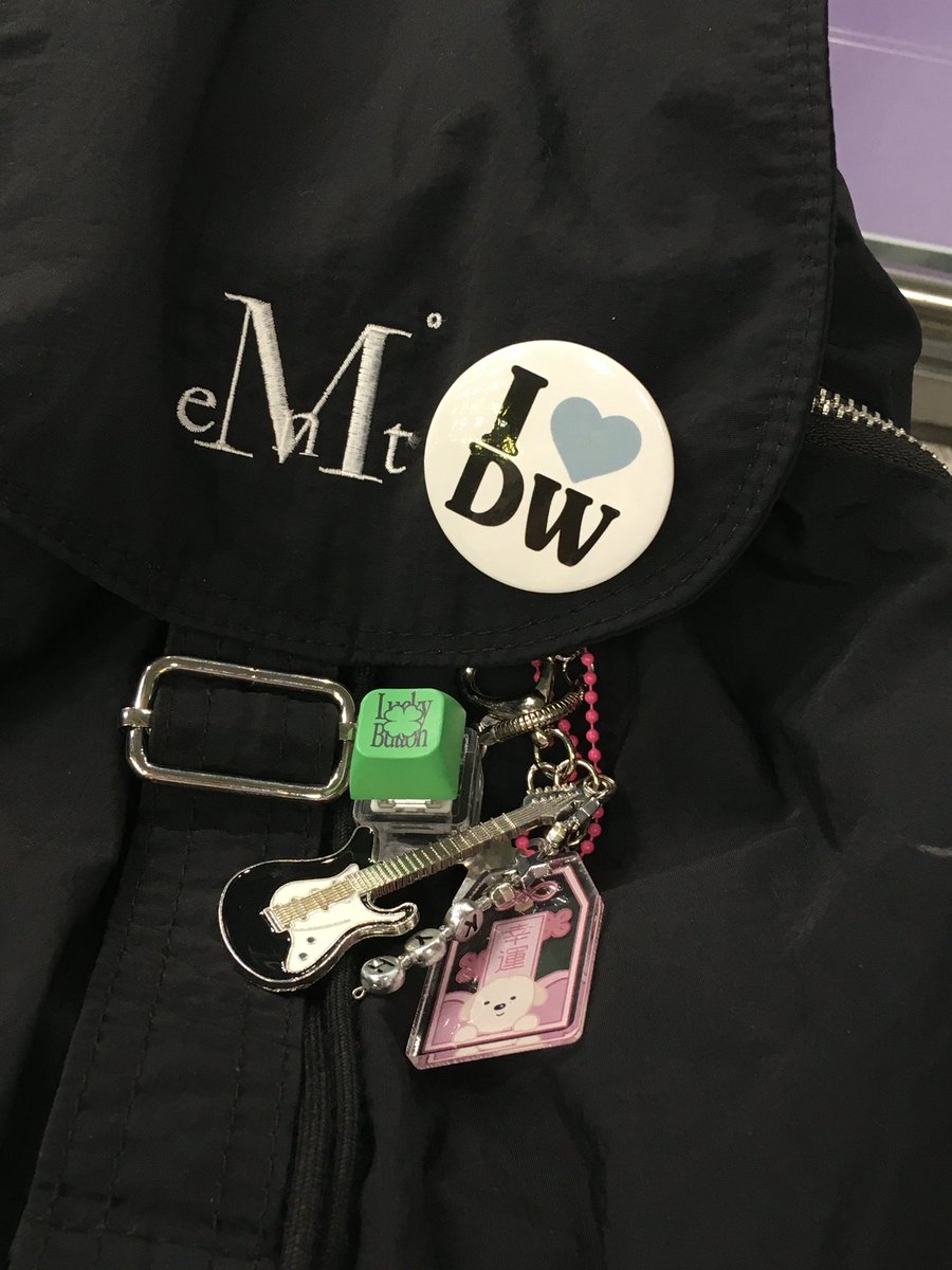 ˗ˏˋ ʜᴀᴘᴘʏ ᴅᴏᴡᴏᴏɴ ᴅᴀʏ  ´ˎ˗ 
  
도운이의 생일을 맞아  #RT 추첨 2분께 아이러브핀뱃지를 드립니다 ˖ ࣪⭑　

✷ 도운날 도운시 ♡ 
✷ 반택비 부담 가능하신 분
✷ 고양콘 막콘에서도 수령 가능합니다 //