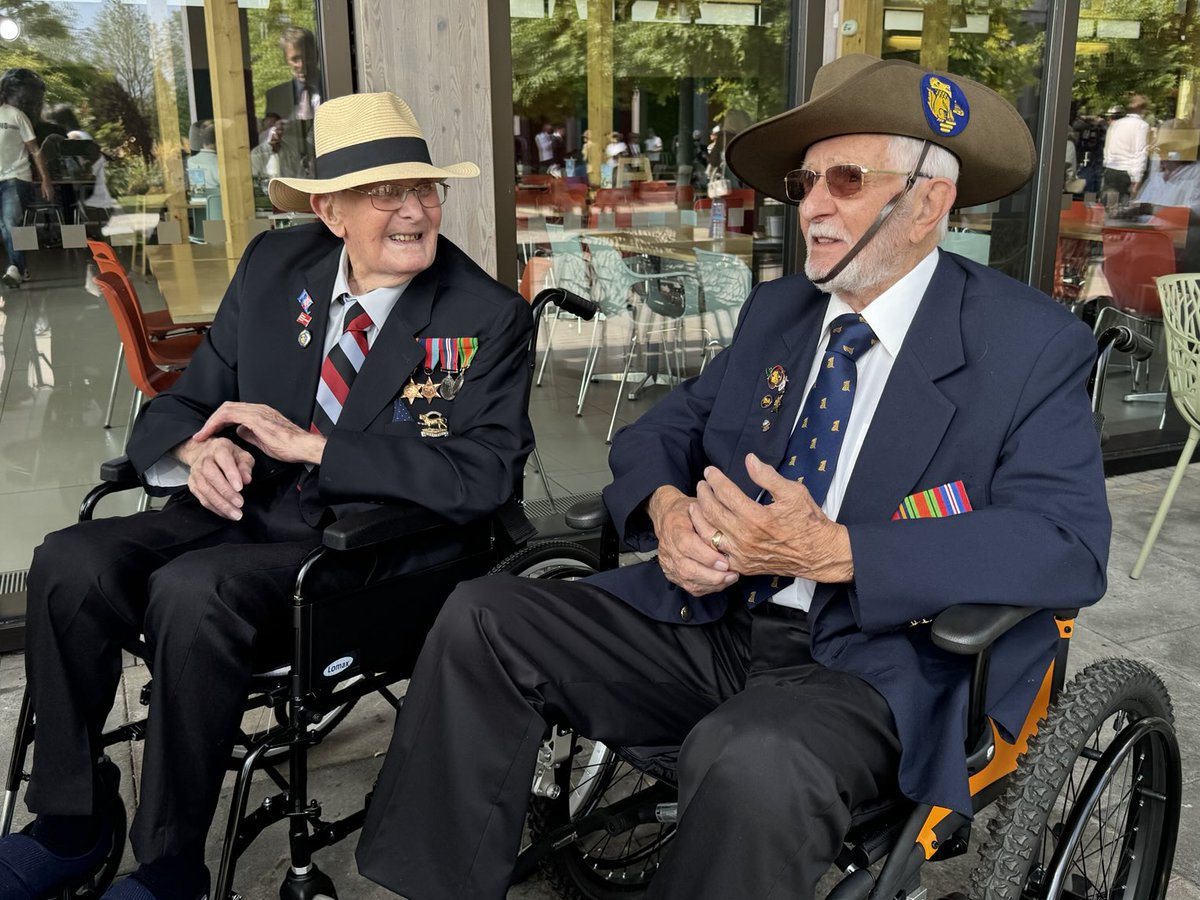 Jane (@janefranklin99) on Twitter photo Charlie Richards and Sid Machin - the last two surviving Chindits. #VJDay <a href="/ForcesNews/">BFBS Forces News</a> Charlie Richards and Sid Machin - the last two surviving Chindits. #VJDay <a href="/ForcesNews/">BFBS Forces News</a>