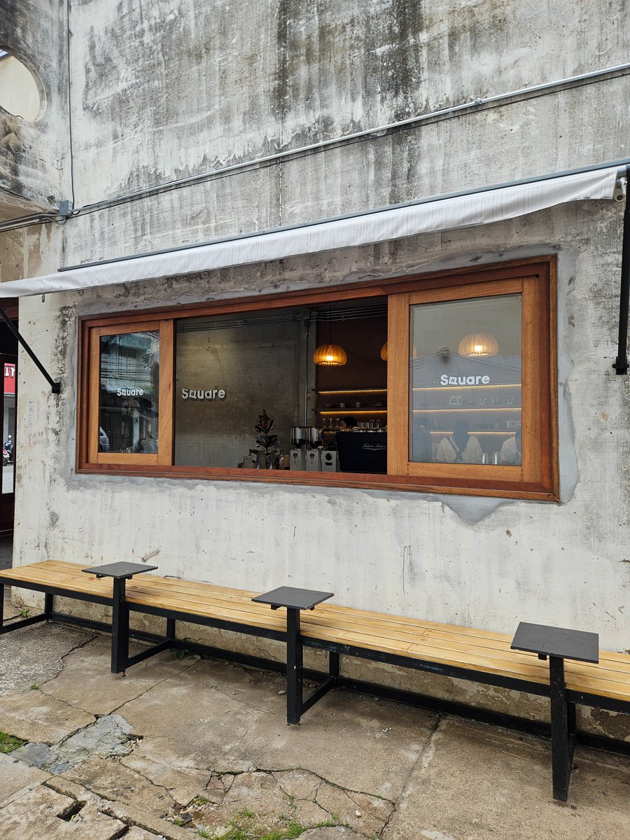 AnywhereIGo2's tweet photo. คาเฟ่
1.ECHO Coffee Roastery (ในเมือง)
2.A3Cafe &amp; Specialty coffee (ในเมือง)
3.Square coffee and space (ในเมือง) (4/4) https://t.co/x2WuSVmeL2