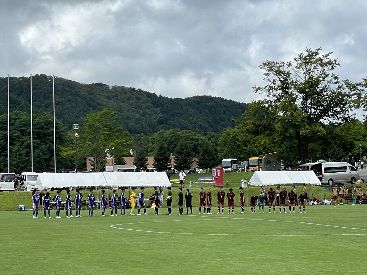 akai.hishigata (@akaihishigata) on Twitter photo 日本クラブユースサッカー選手権U-15、Iグループ予選リーグ第1節、息子氏1号はベンチ入りも残念ながら出番なし。
試合は前半1-1も、後半に失点を重ねて大敗。
第2節・3節はいずれもJ下部相手で厳しいとは思うが、初出場でも意地を見せて欲しい。
チャンスがあれば、息子氏1号も出場を…🙏 日本クラブユースサッカー選手権U-15、Iグループ予選リーグ第1節、息子氏1号はベンチ入りも残念ながら出番なし。
試合は前半1-1も、後半に失点を重ねて大敗。
第2節・3節はいずれもJ下部相手で厳しいとは思うが、初出場でも意地を見せて欲しい。
チャンスがあれば、息子氏1号も出場を…🙏