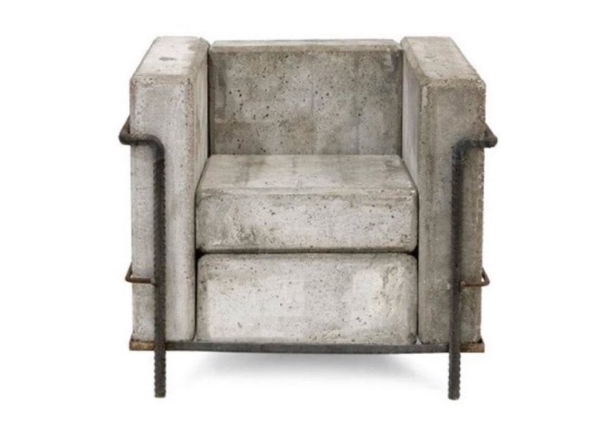 Réplica brutalista del sillón LC de Le Corbusier de 1928. Creada por el interiorista Stefan Zwicky.