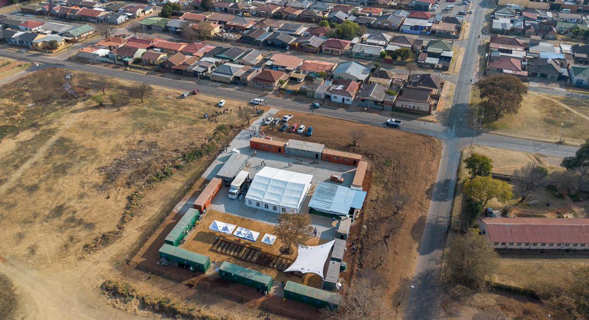 gpgSocDev's tweet photo. 📍⚠️
@gpgSocDev in partnership with the @city_mogale Mogale City is today launching a shelter for the Homeless in #Krugersdorp.

[Watch] Proceedings 
https://t.co/ZuEUZvkeca

 #HomelessShelters #NotHopelessbutHomeless #GrowingGautengTogether https://t.co/UYwXuENmYS