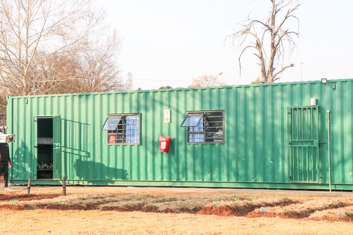 gpgSocDev's tweet photo. 📍⚠️
@gpgSocDev in partnership with the @city_mogale Mogale City is today launching a shelter for the Homeless in #Krugersdorp.

[Watch] Proceedings 
https://t.co/ZuEUZvkeca

 #HomelessShelters #NotHopelessbutHomeless #GrowingGautengTogether https://t.co/UYwXuENmYS