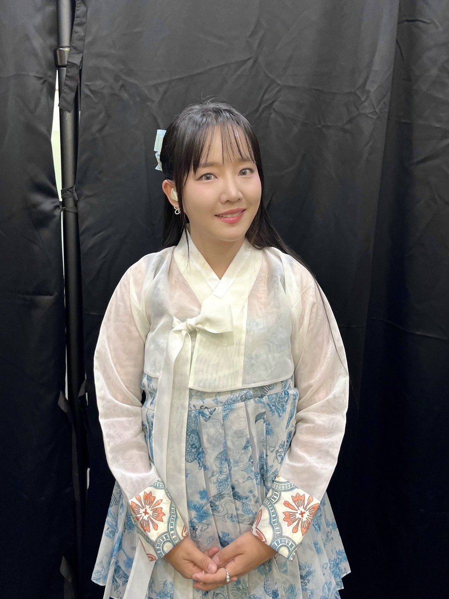 [#윤하]
광복 80주년 서울시 기념 콘서트 🫶
뜻깊은 공연에 윤하의 목소리가 함께 할 수 있어서 영광이었습니다 🌟

#윤하 #YOUNHA #혜성은_지지않는다🌠 #윤하_홀릭스💓 #우리는대한민국