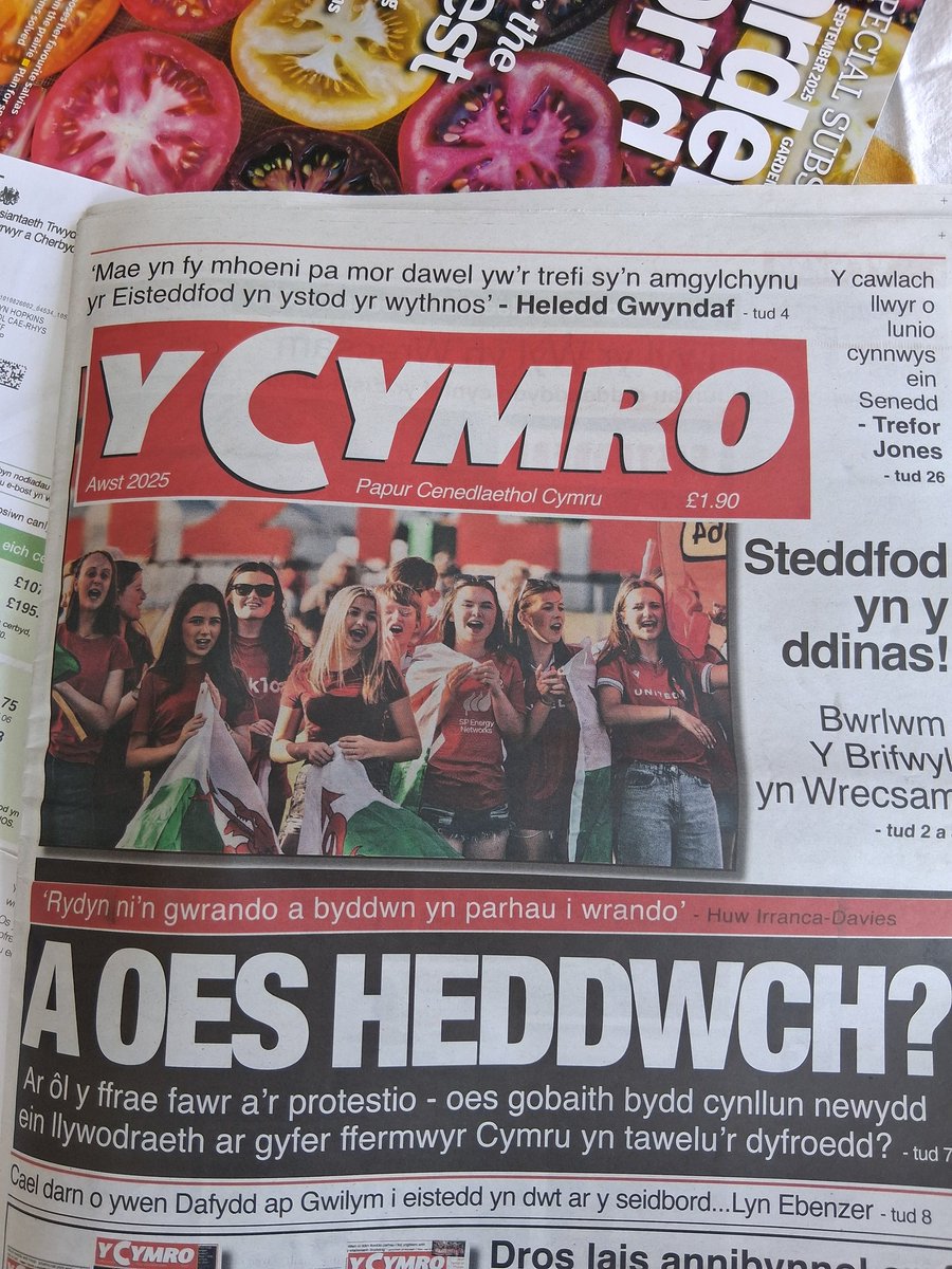 Mel Hopkins (@melhopkins10) on Twitter photo Erthygl am hanesion anhygoel Ynys Echni yn Y Cymro mis yma. An article about Flat Holm in this month's Cymro.<a href="/FlatHolmSociety/">Flat Holm Society</a> <a href="/Flatholmers/">Flat Holm Island</a> Erthygl am hanesion anhygoel Ynys Echni yn Y Cymro mis yma. An article about Flat Holm in this month's Cymro.<a href="/FlatHolmSociety/">Flat Holm Society</a> <a href="/Flatholmers/">Flat Holm Island</a>