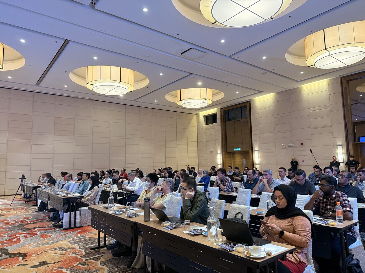 DNAKE (@dnaketechnology) on Twitter photo A Heartfelt Thank You to Everyone at Innocon25!
What an incredible experience at Innocon25! 🌟
Thank you <a href="/Netregy/">Netregy Systems S/B (527446-K)</a> Systems Sdn Bhd (527446-K) for inviting us to be part of this exceptional event. And to all who visited us: Your energy & insights made it unforgettable! ✨ A Heartfelt Thank You to Everyone at Innocon25!
What an incredible experience at Innocon25! 🌟
Thank you <a href="/Netregy/">Netregy Systems S/B (527446-K)</a> Systems Sdn Bhd (527446-K) for inviting us to be part of this exceptional event. And to all who visited us: Your energy & insights made it unforgettable! ✨