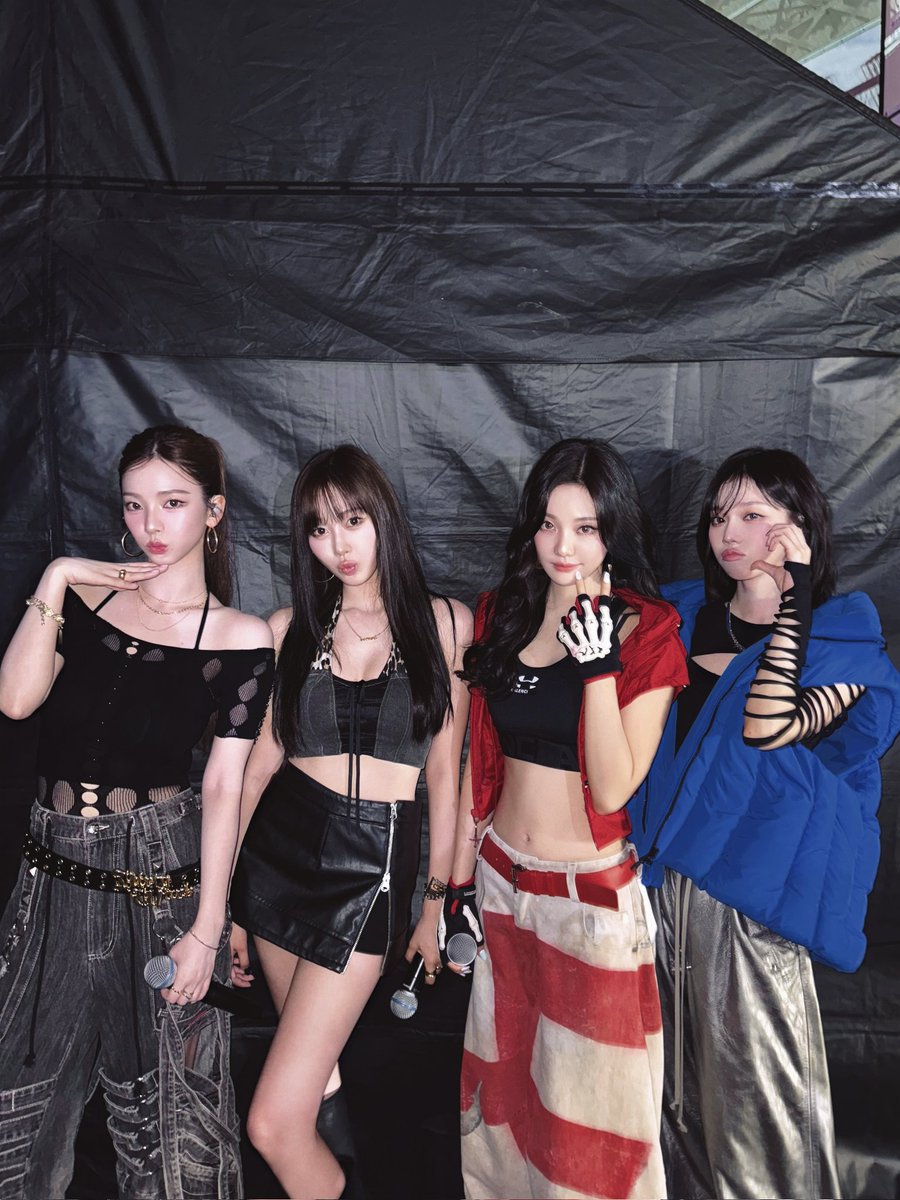 𝒆𝒍𝒍𝒆𝒏 tweet media