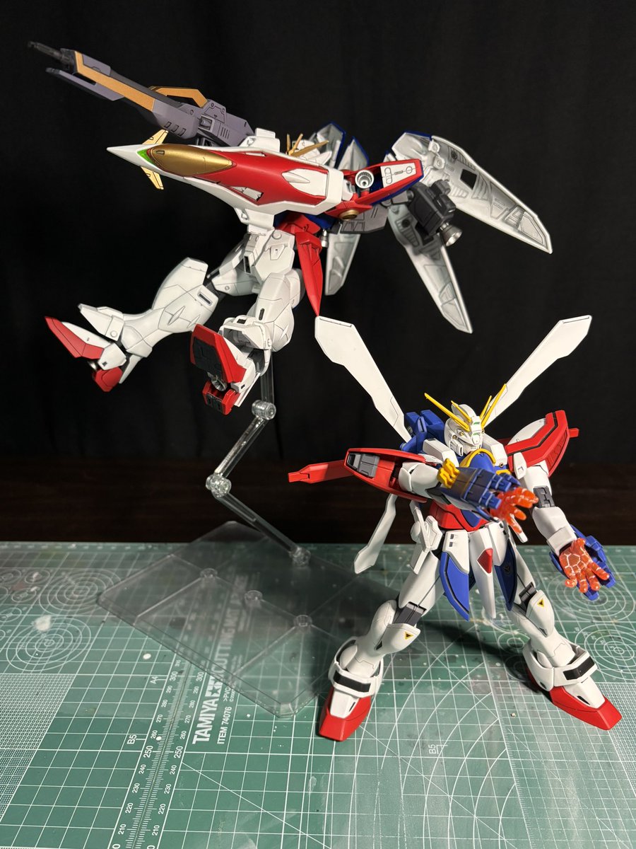 TRANSAMMODE2's tweet photo. 平成ガンダム30周年で主役機揃えたくなる衝動は皆同じか、、、！

僕も早くダブルエックス作らね���。 https://t.co/dC6GhPcwBf
