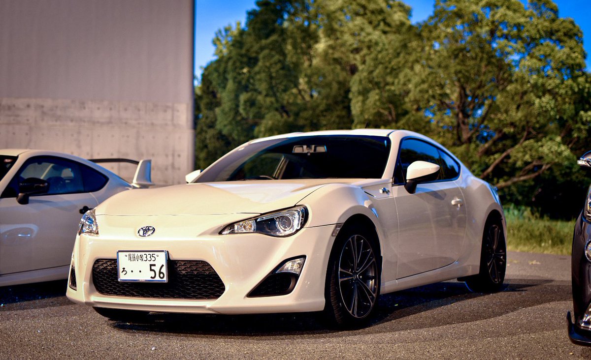 86納車しました。
86界隈の方々よろしくお願いします