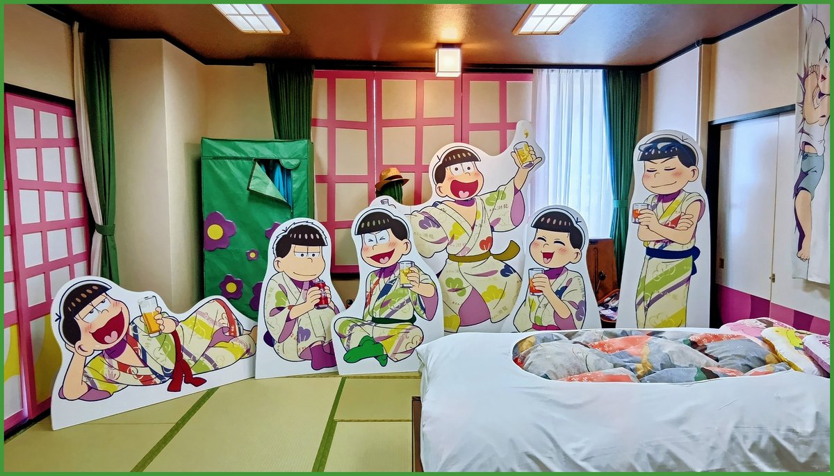 【おそ松さん】コラボ後半浴衣verのお知らせ🌈
本日8/18、10：00より【10/1～12/28】の宿泊予約を開始🌟

まさかの就職から、秒速で“逃走”！？
働いてみたけど、やっぱムリ～～～！
6つ子たちは、ちゃっかり温泉に逃げ込んでいました！😆

山梨県 富士河口湖温泉｜ホテル湖龍【公式ホームページ】