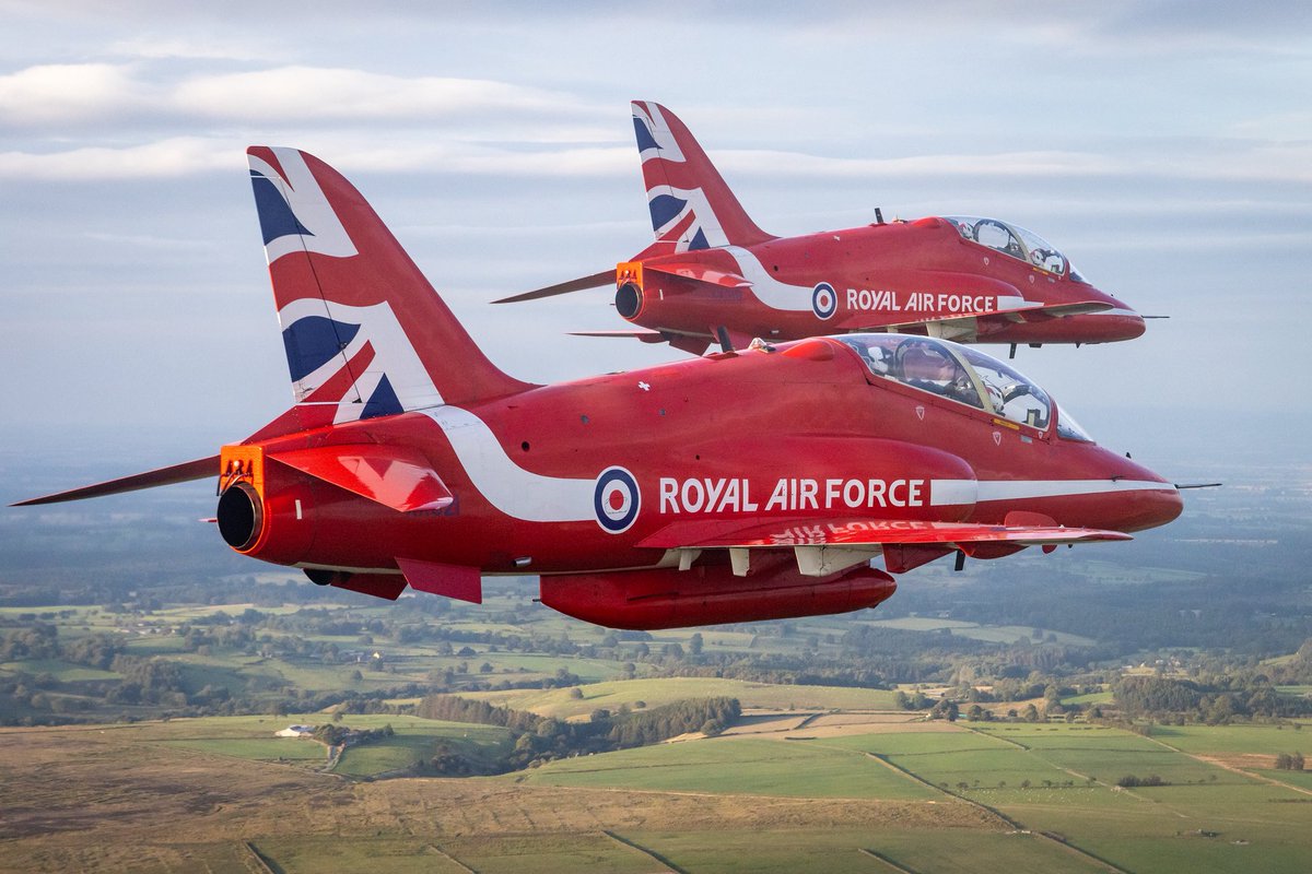 rafredarrows's tweet photo. Schedule for Friday, August 15:

🔴 1203 - Flypast, VJ Day 80 commemorative event - National Memorial Arboretum

🔵 1630 - Display, day two of Airbourne 2025 - Eastbourne International Airshow

#RedArrows | #VJDay | #VJDay80 | #RAF | #Eastbourne | #Airbourne | #Airshow https://t.co/cZgek6KI39