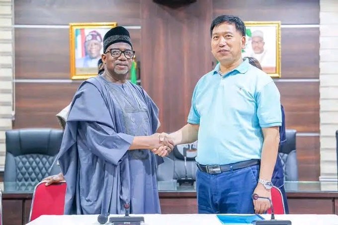 BREAKING: Bauchi State Governor, Bala Mohammed, has appointed a Chinese national, Mr. Li Zhensheng, as Economic Adviser to the state government.