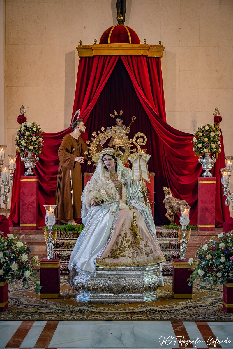 Besamanos Magno (III)
<a href="/CadizDelRosario/">Real Archicofradía del Santísimo Rosario - Cádiz</a> 
<a href="/OracionCadiz/">Cofradía de la Oración en el Huerto (Cádiz)</a> 
<a href="/AfligidosCdiz/">Afligidos Cadiz</a> 
<a href="/PastoradeTrille/">Madre del Buen Pastor y San Francisco de Asís</a>