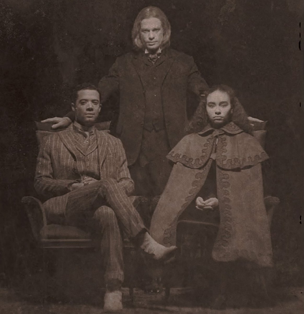 loustat nation citizen (@theeggsos) on Twitter photo 