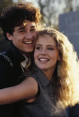 ArdLive2's tweet photo. π In high school, popularity has a priceβ¦ and Ronald is willing to pay it.
Canβt Buy Me Love (1987) β the ultimate 80s teen rom-com about love, status, and learning who your real friends are. π¬
#CantBuyMeLove #80sRomCom #TeenMovies #PatrickDempsey #RetroMovies https://t.co/DzQE1v1AXM